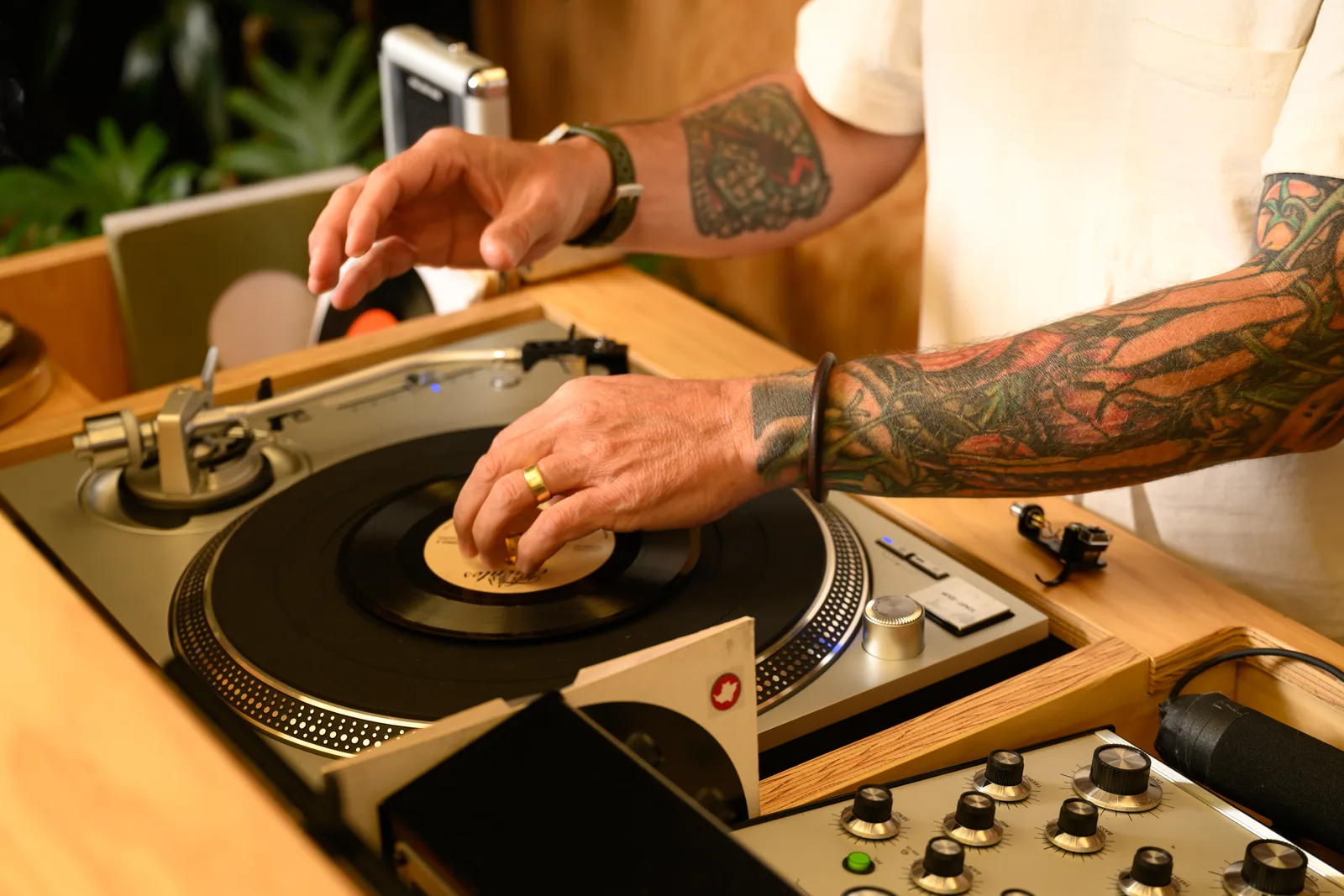 Turntables thumbnail